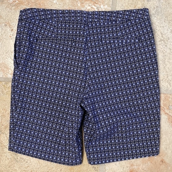 Mario Serrani blue diamond pattern Bermuda shorts Womens 12 Stretch comfort - Picture 3 of 6
